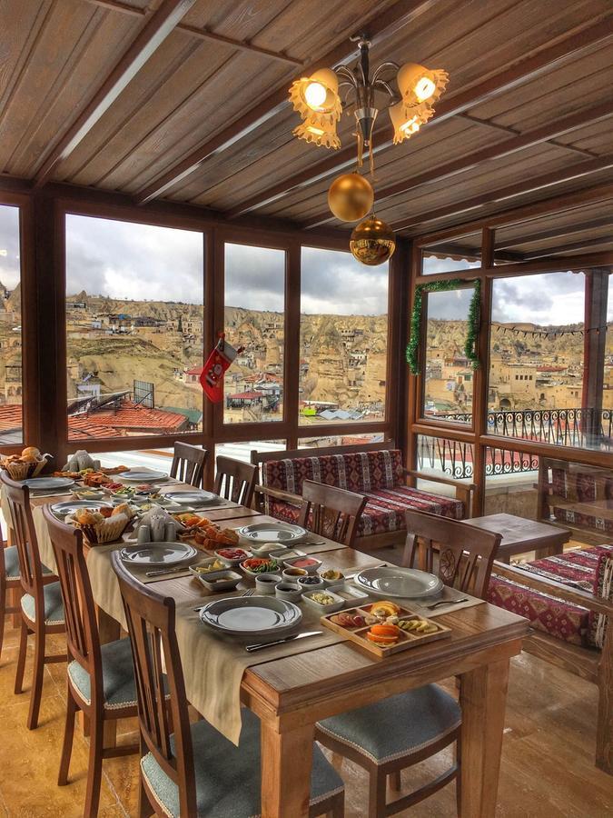 Cappadocia Ozbek Stone House 2* גורמה